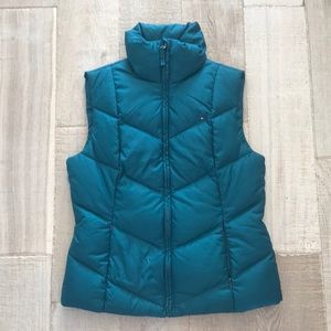 🚨 SOLD 🚨 Tommy Hilfiger vest never worn!